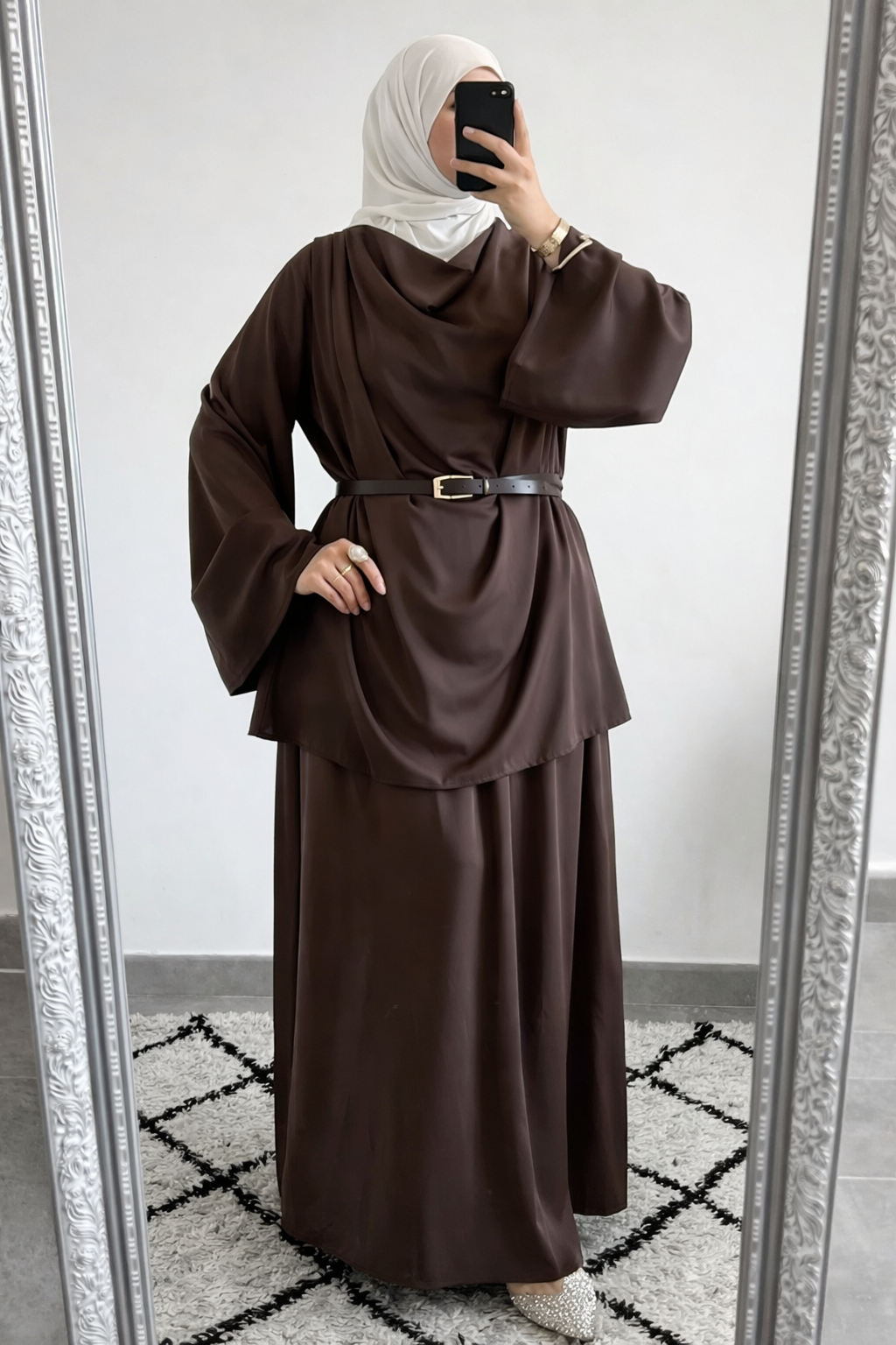 Satijnen ensemble Jawhara