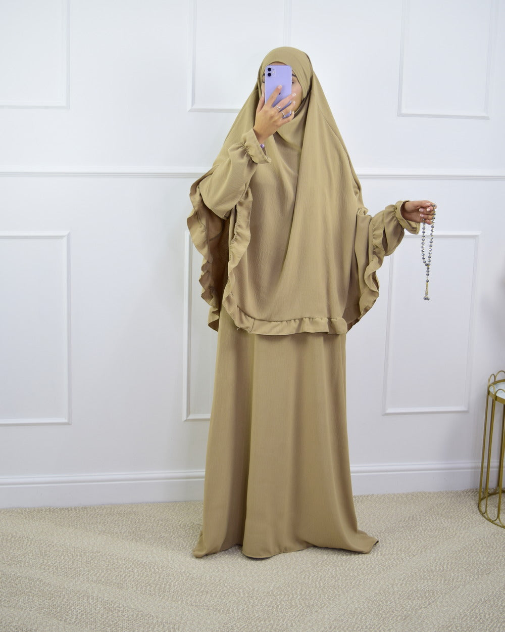Abaya und Khimarset-Rüsche