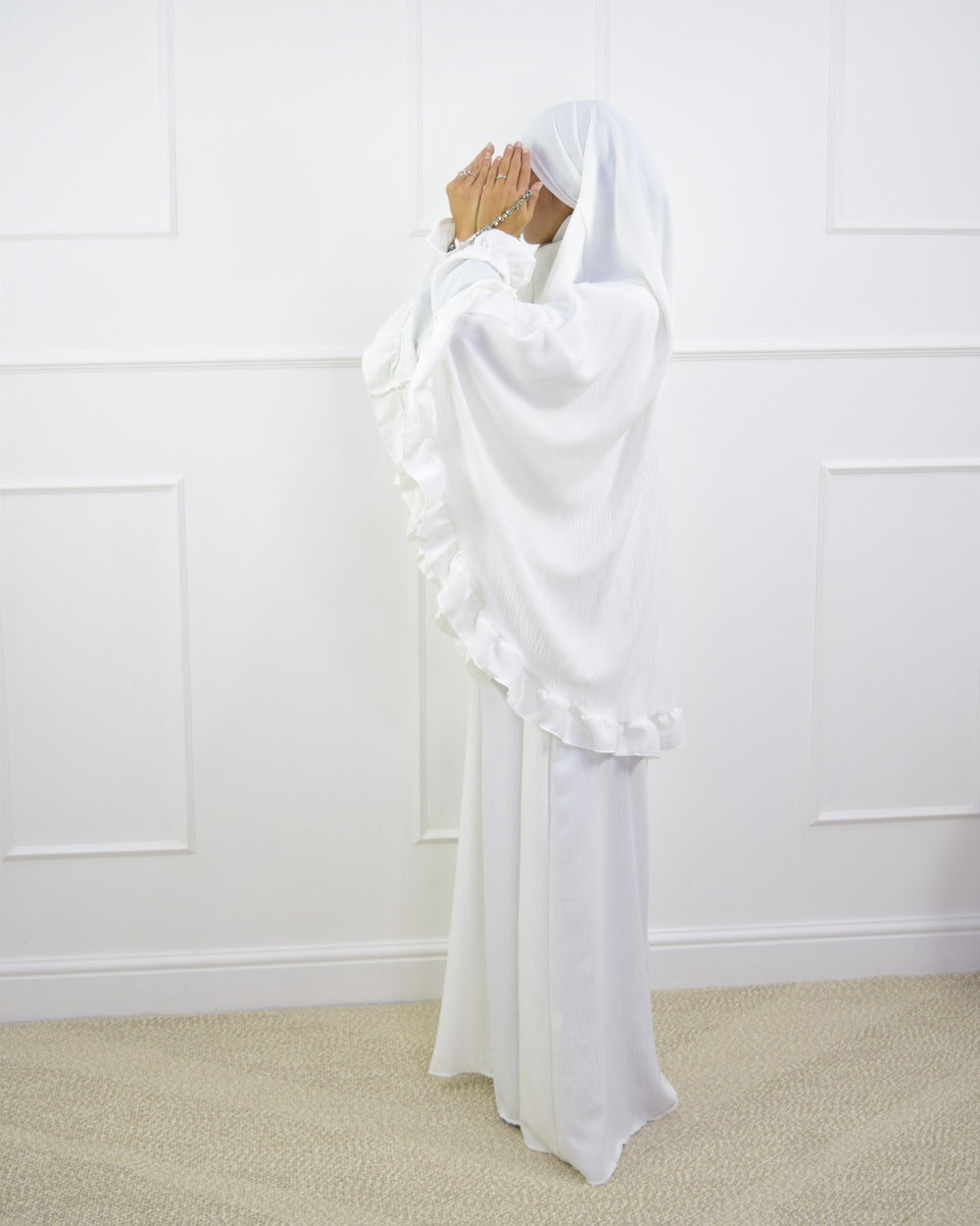 Abaya und Khimarset-Rüsche