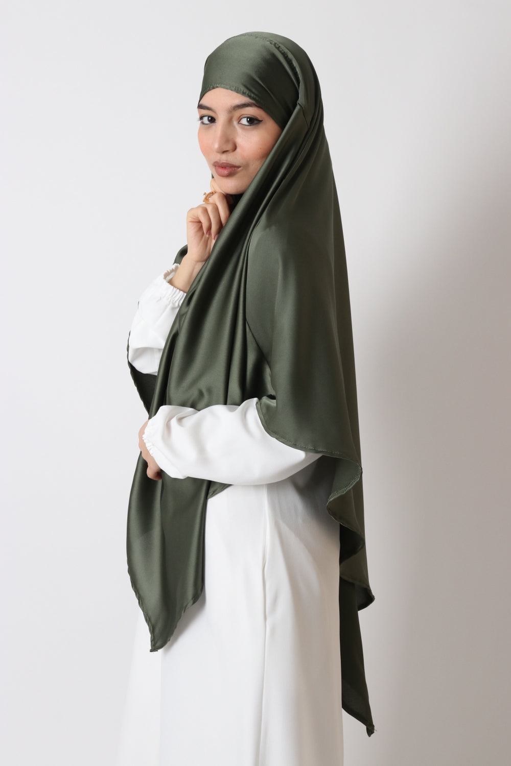 Satin Khimar