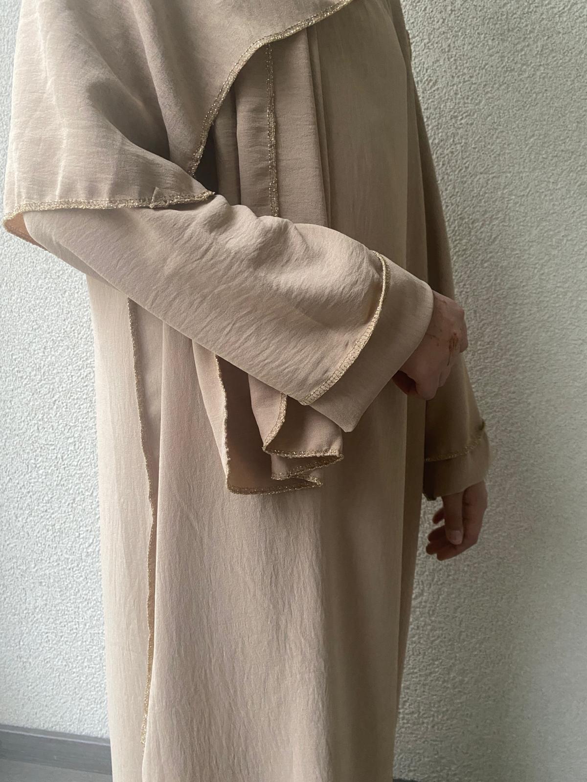 Abaya met hijab