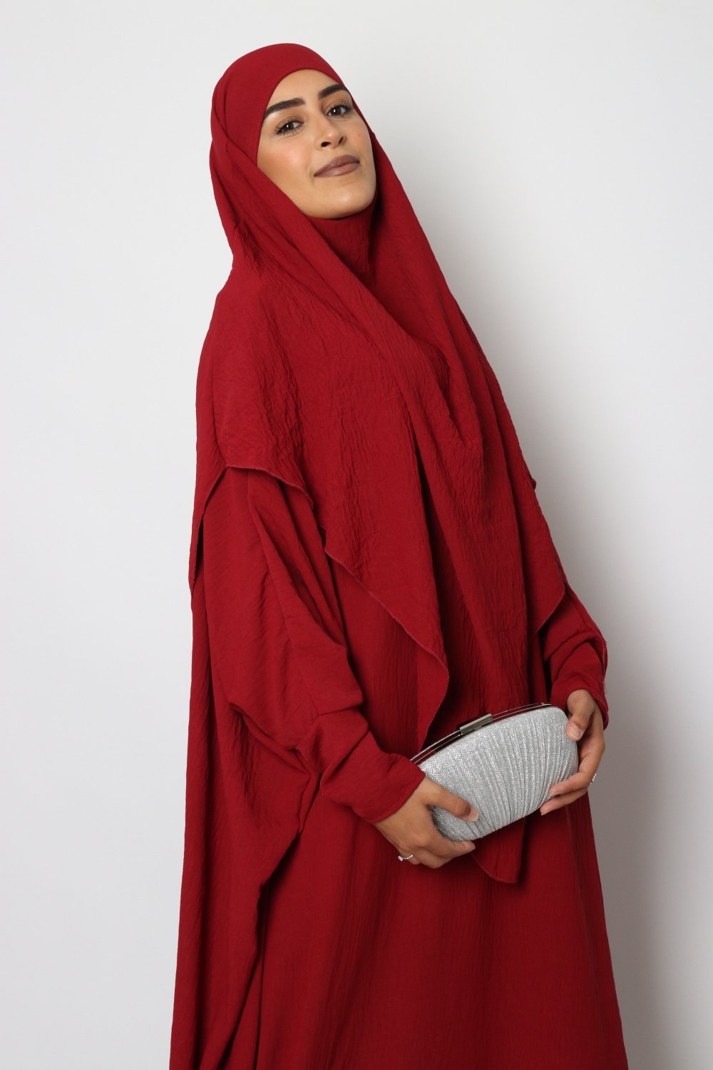 Abaya und Khimarset-Schmetterling 