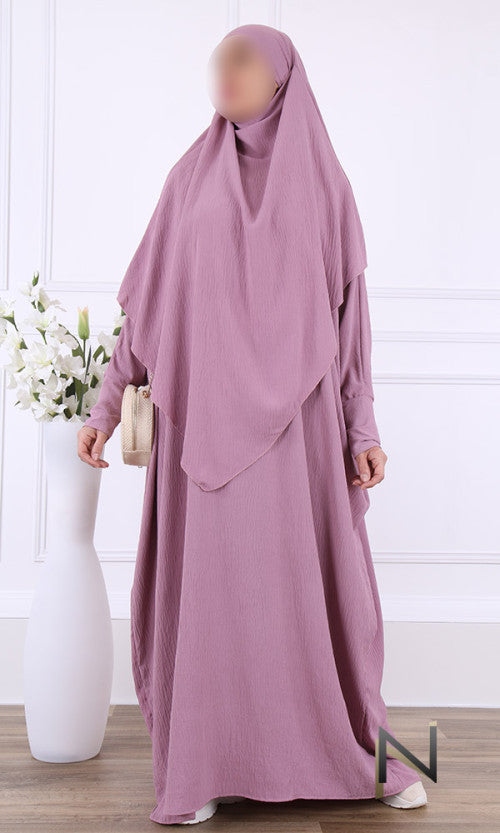 Abaya und Khimarset-Schmetterling 