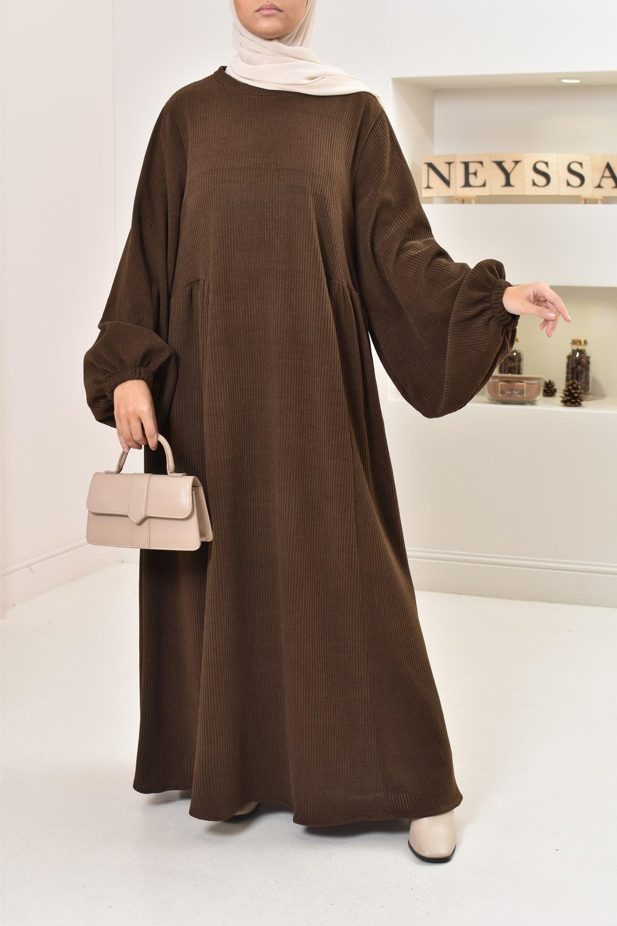 Velvet Papillon abaya